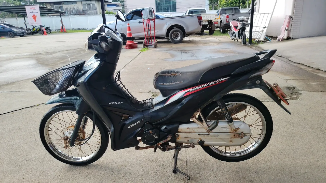 2017 Honda Wave – Exterior