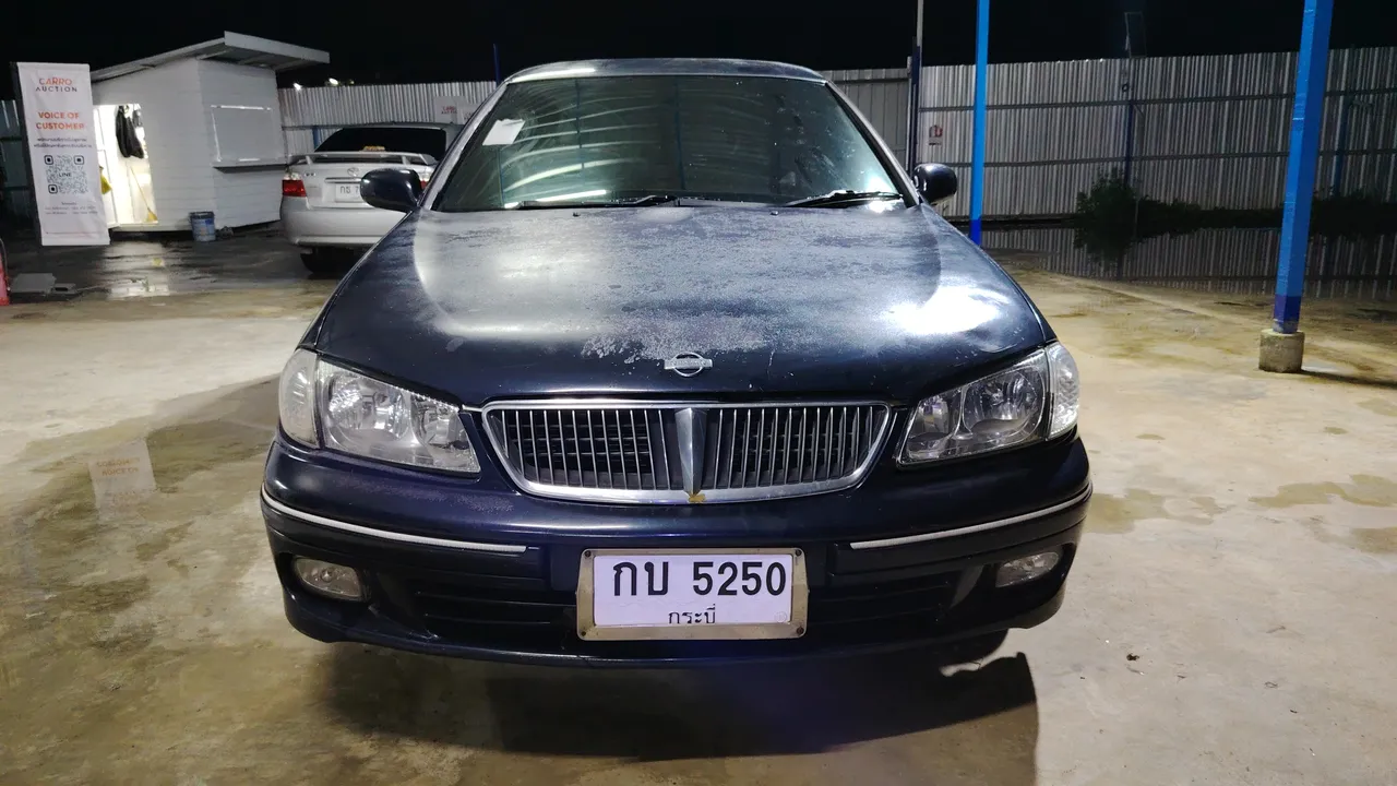 2002 Nissan Sunny – Exterior