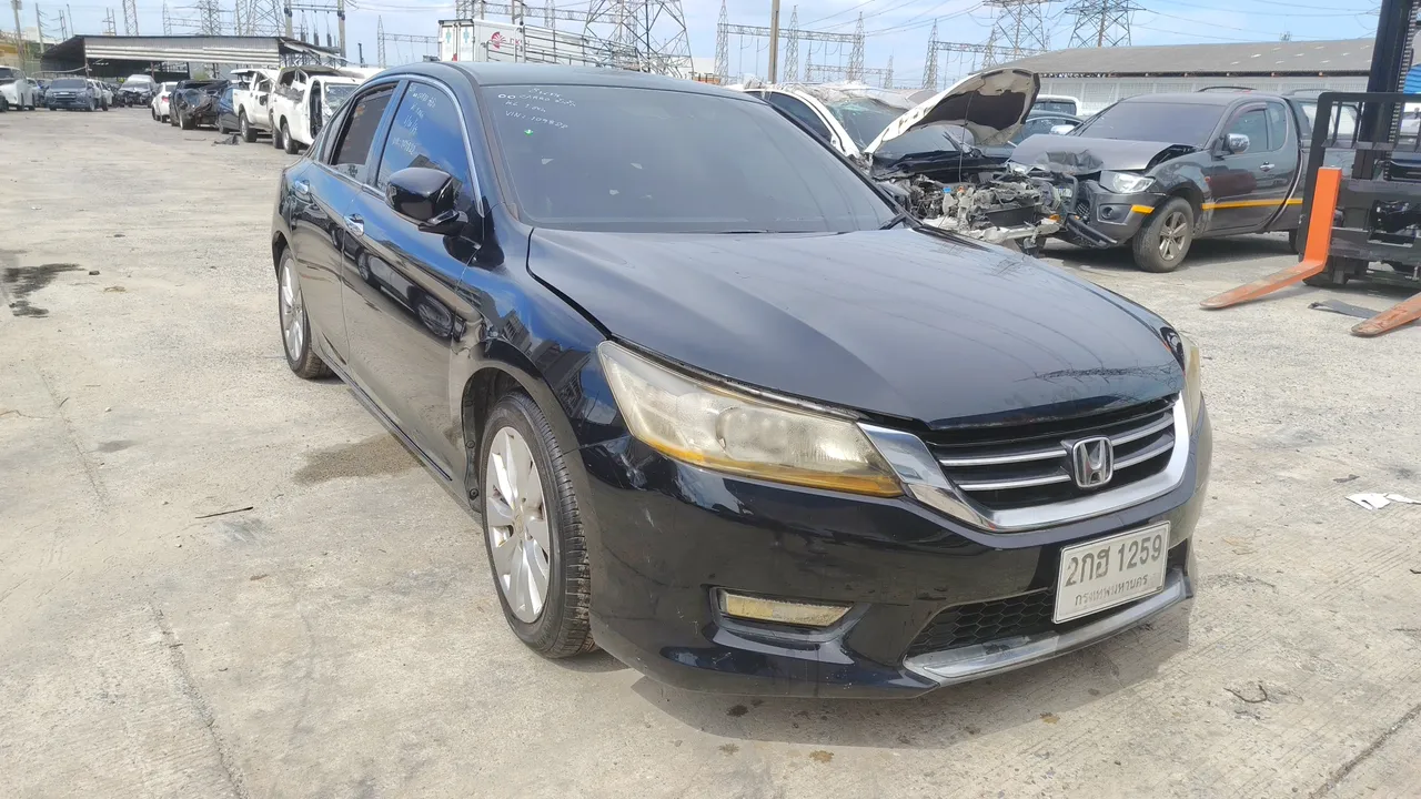 2013 Honda Accord – Exterior