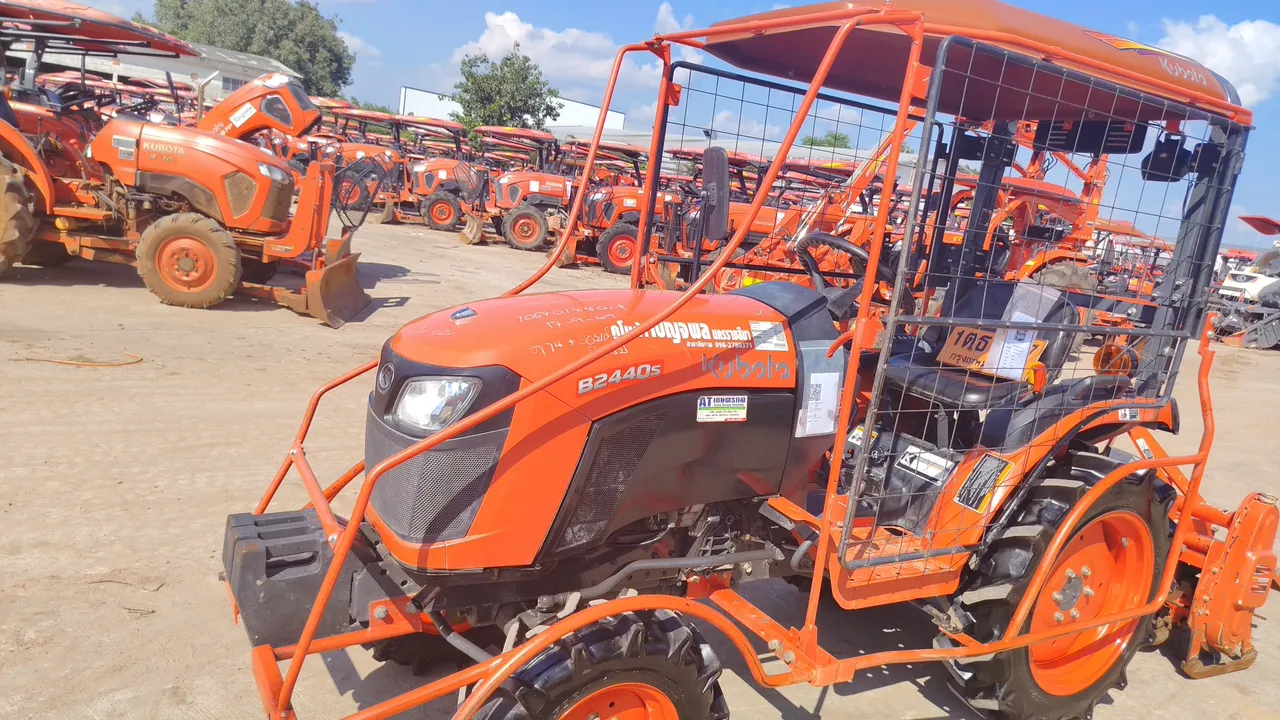 2012 Kubota B2440S-B – Exterior