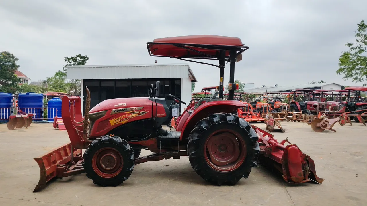 2021 Yanmar YM351A – Exterior