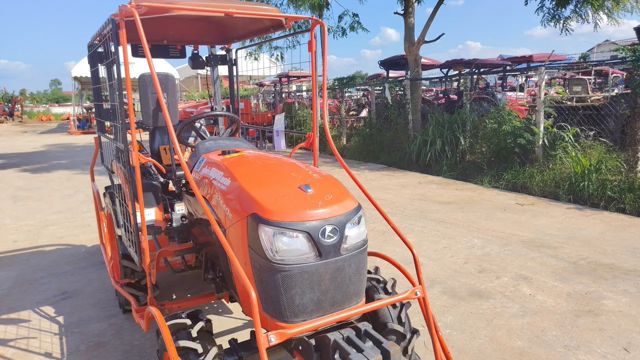 2012 Kubota B2440S-B – Exterior