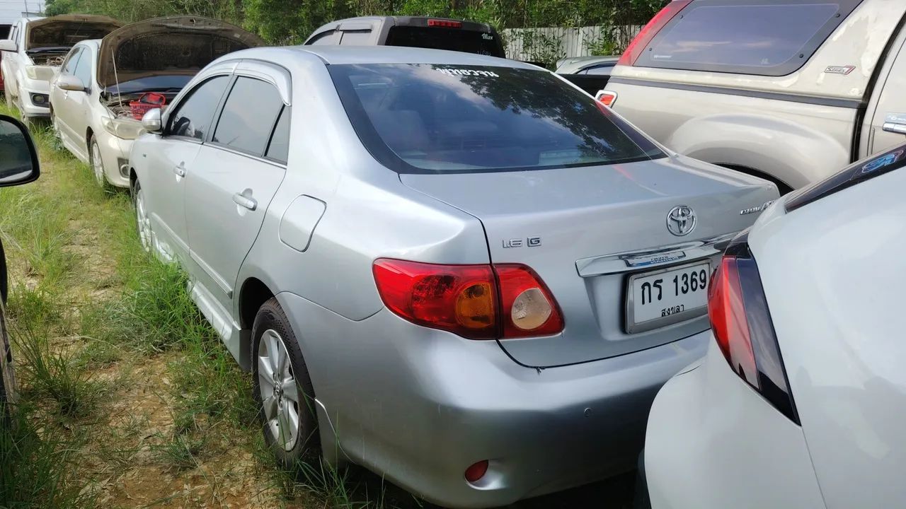 2009 Toyota Corolla Altis – Exterior
