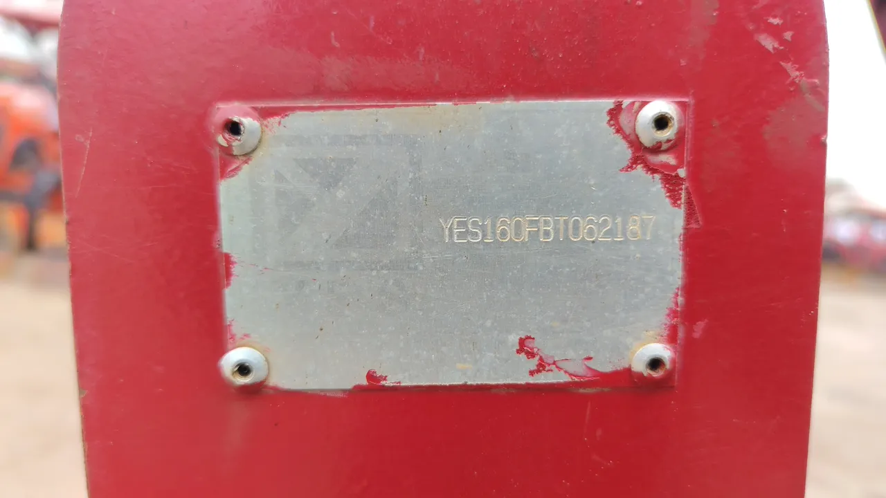 2019 Yanmar EF393T – Exterior