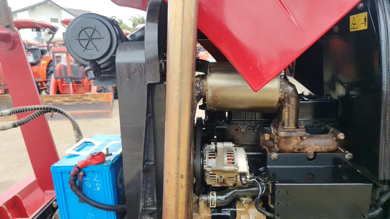 2019 Yanmar EF393T – Exterior
