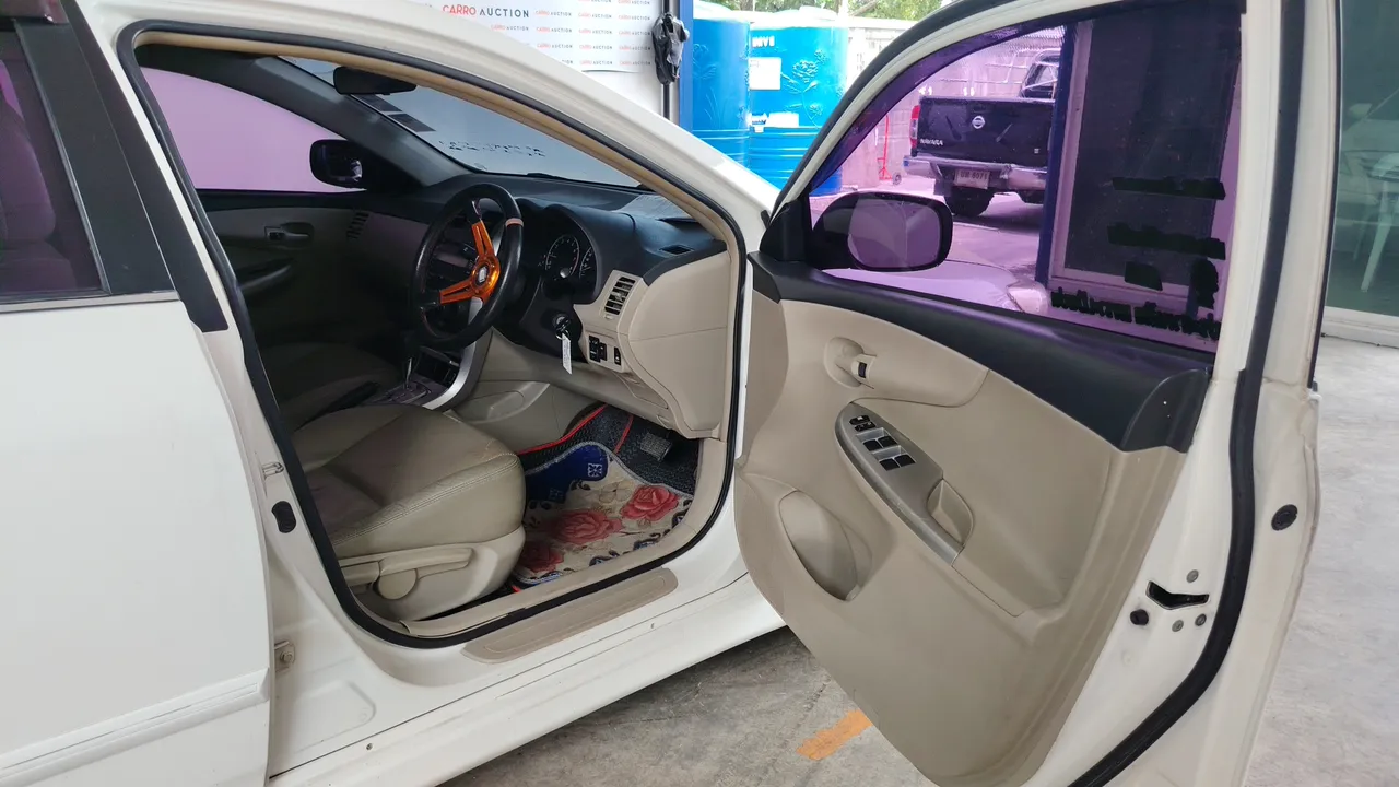 2012 Toyota Corolla Altis – Exterior