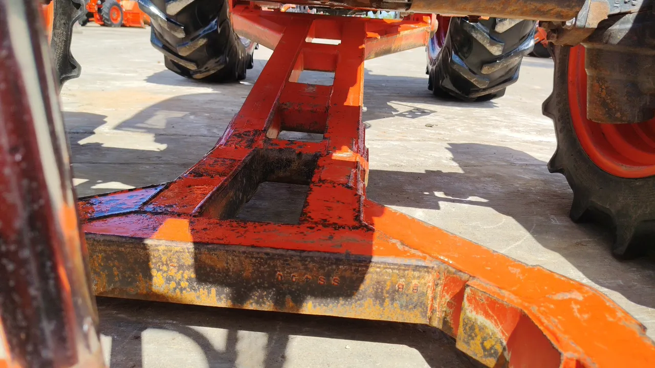 2021 Kubota MU4902 – Exterior