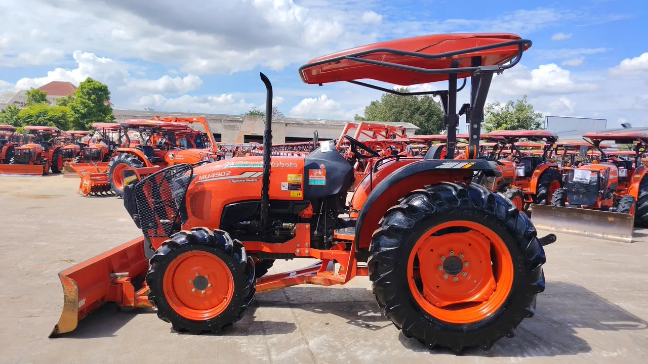 2021 Kubota MU4902 – Exterior