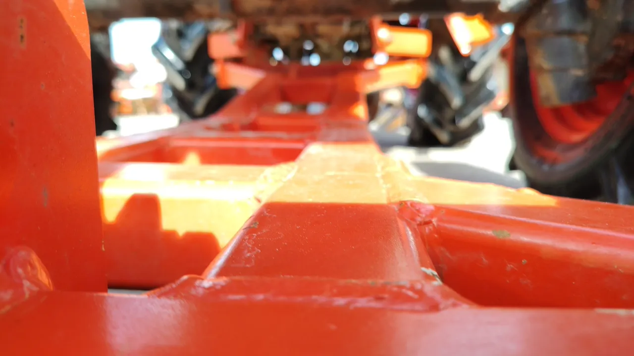 2016 Kubota L4028 – Exterior