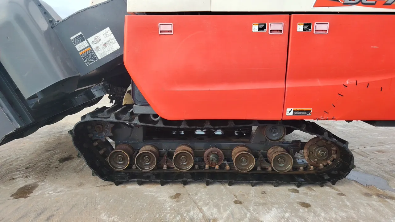 2023 Kubota DC-70G Pro – Exterior