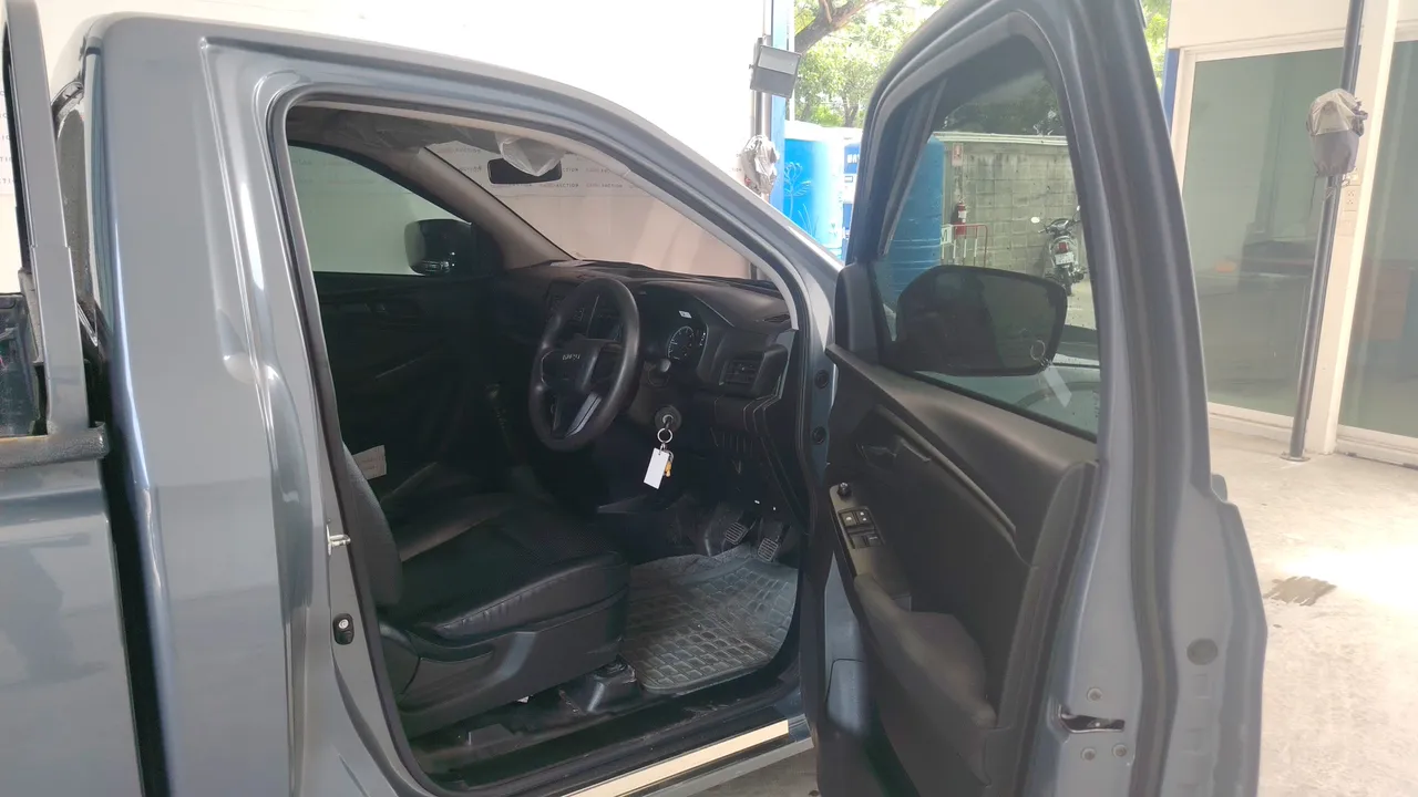 2022 Isuzu D-Max – Front