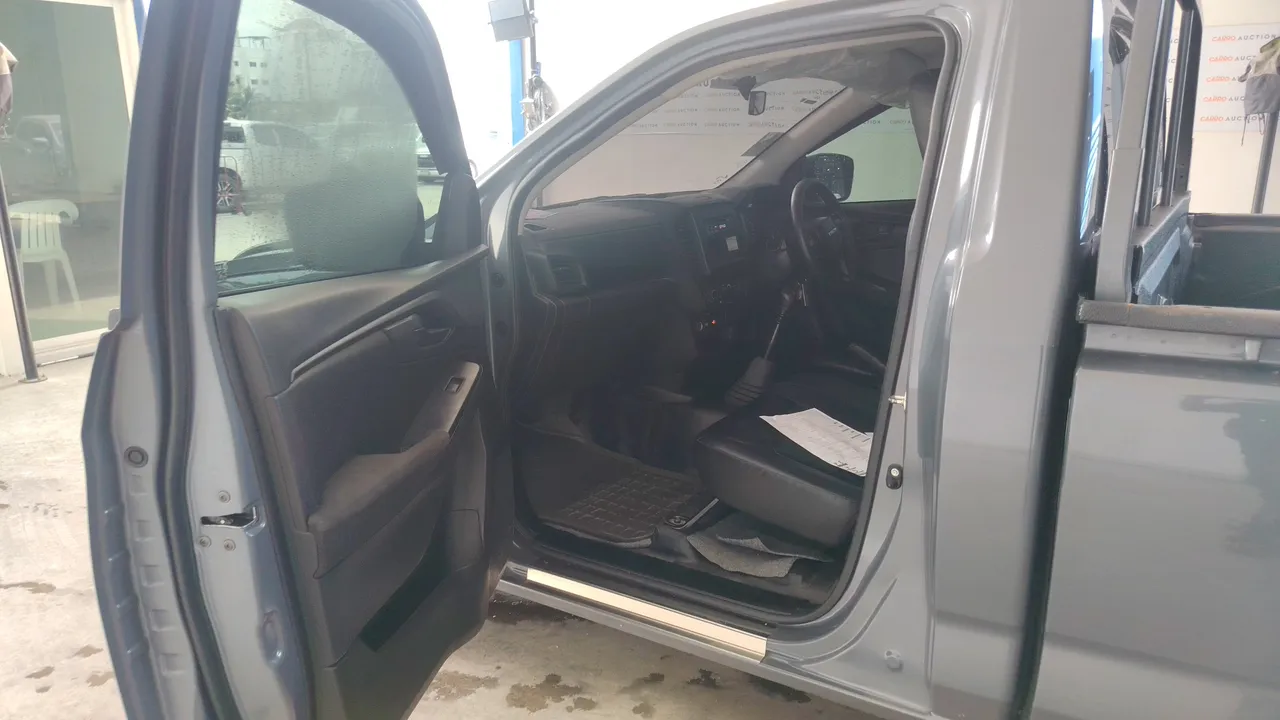 2022 Isuzu D-Max – Front
