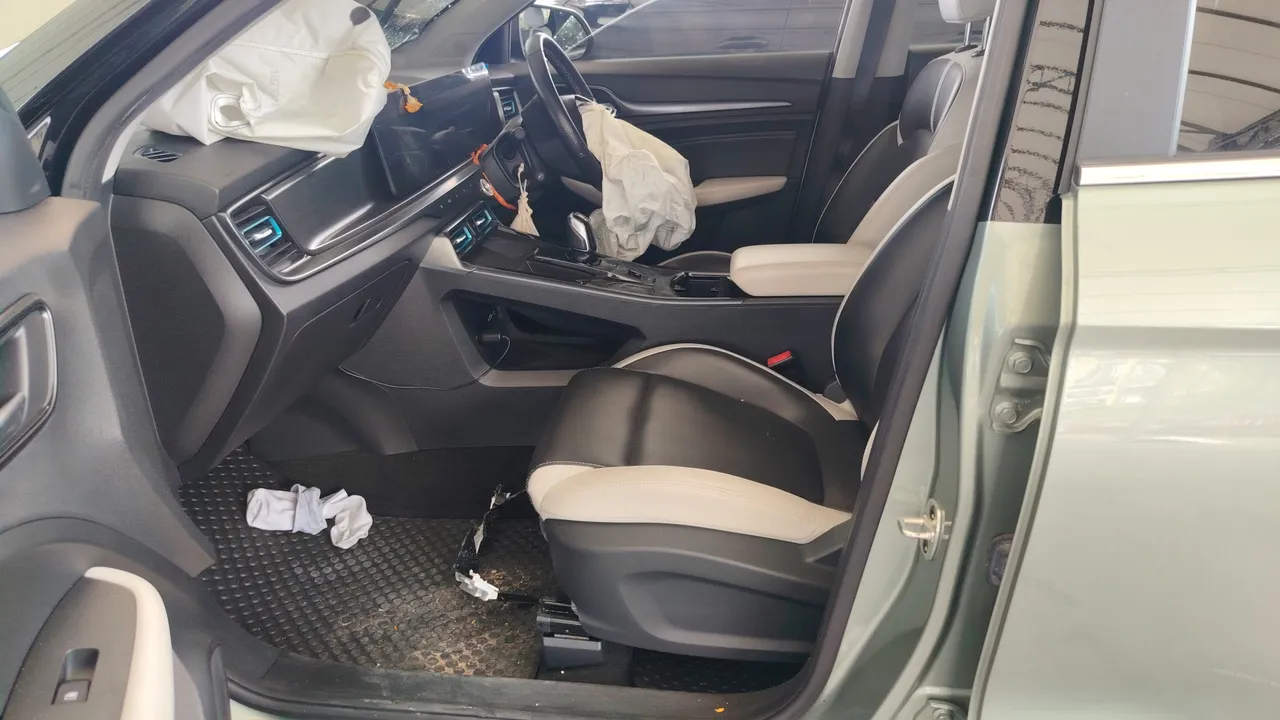 2023 MG VS – Front