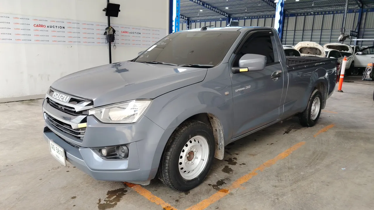 2022 Isuzu D-Max – Front