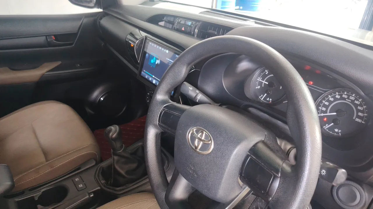 2017 Toyota Hilux Revo – Exterior