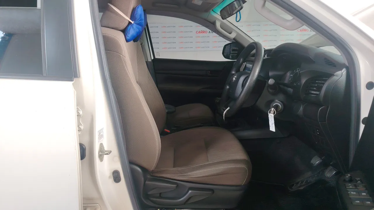 2017 Toyota Hilux Revo – Exterior