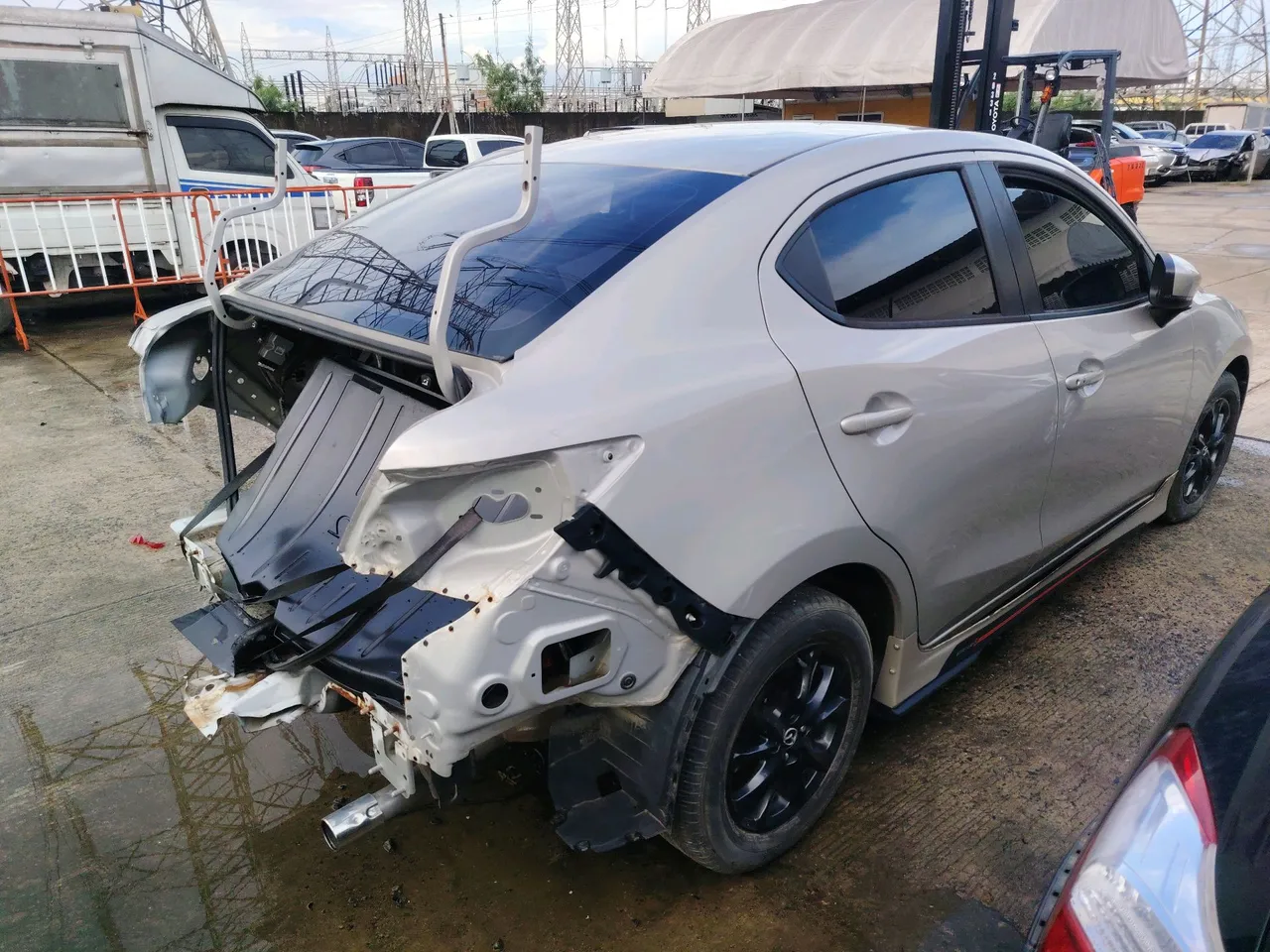 2022 Mazda Mazda2 – Exterior