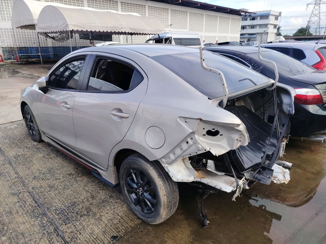 2022 Mazda Mazda2 – Exterior