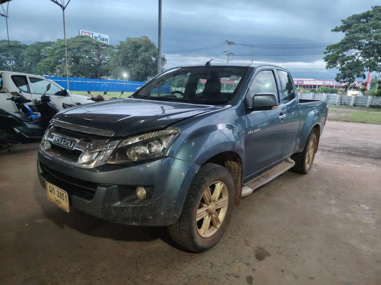 2013 Isuzu D-Max – Exterior