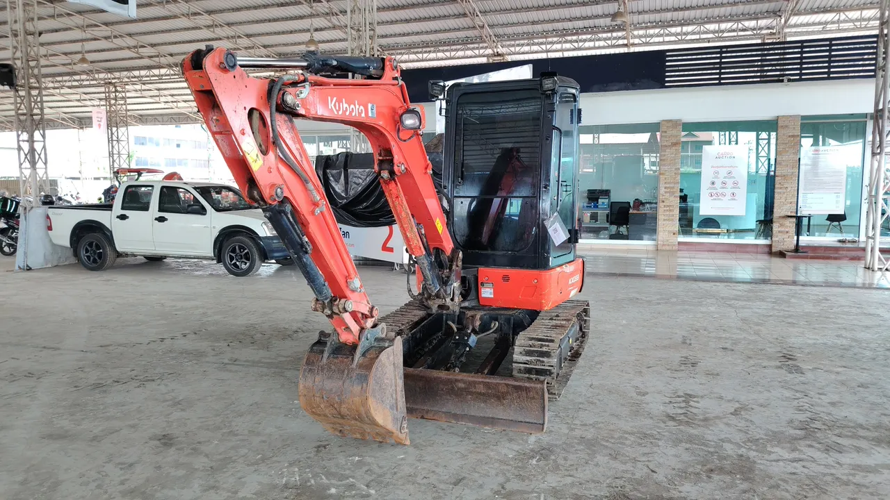 2020 Kubota KX033-4 – Exterior