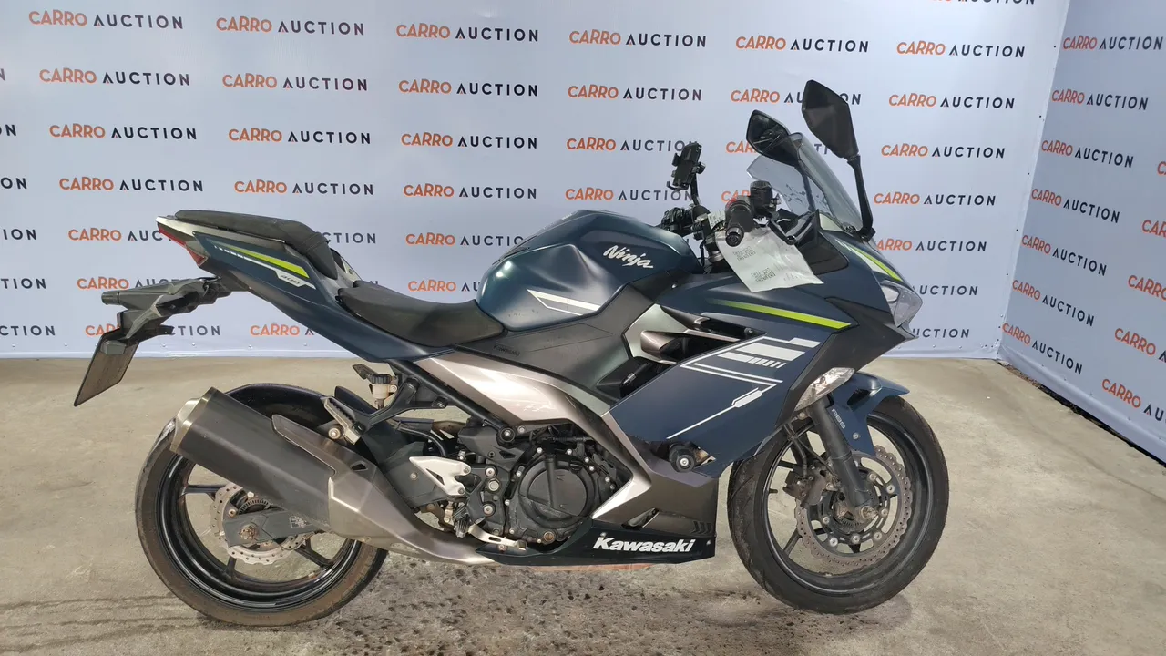2021 Kawasaki Ninja 400 – Side
