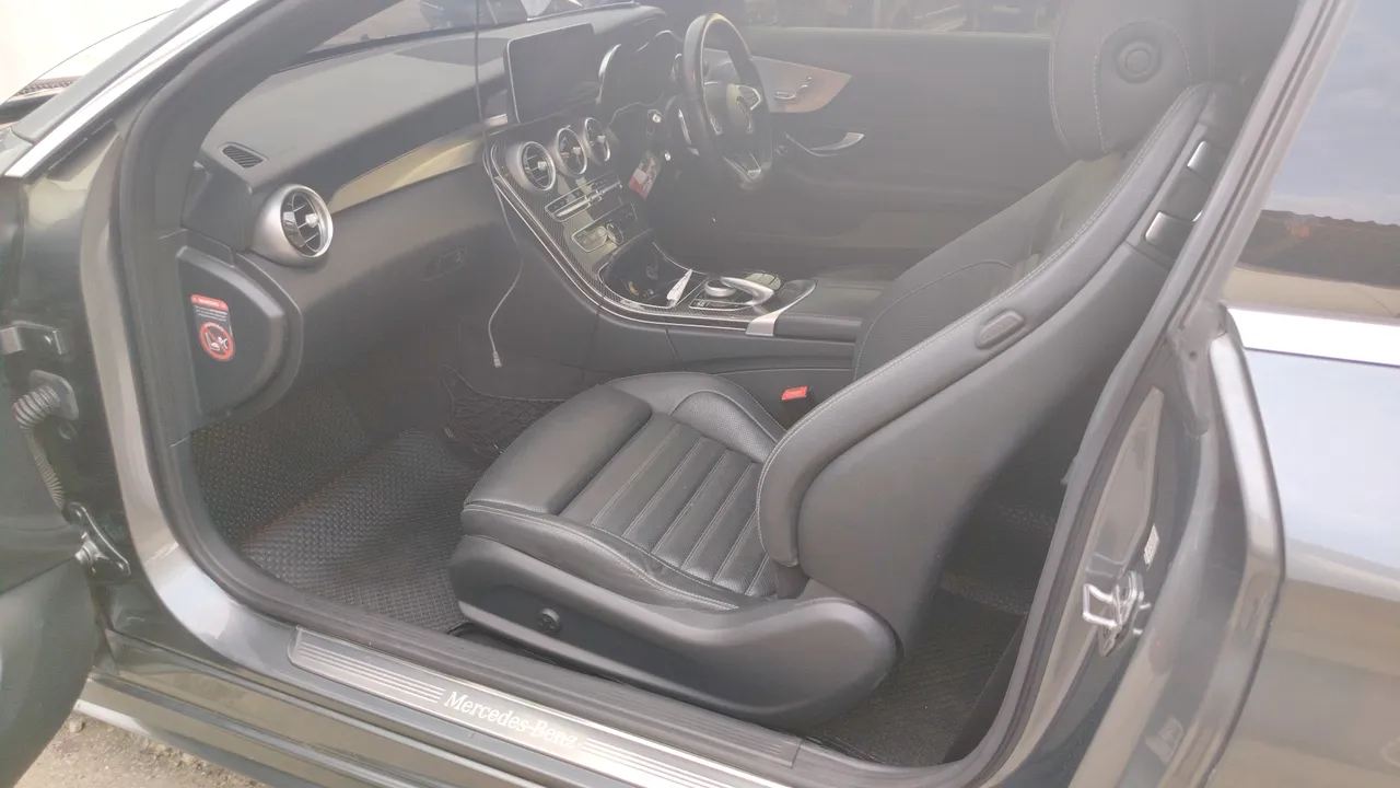 2018 Mercedes-Benz C-Class – Front