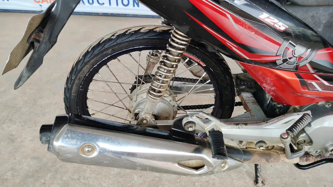 2009 Suzuki Shogun – Wheel