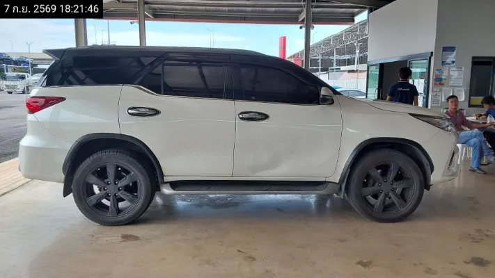 2018 Toyota Fortuner – 8