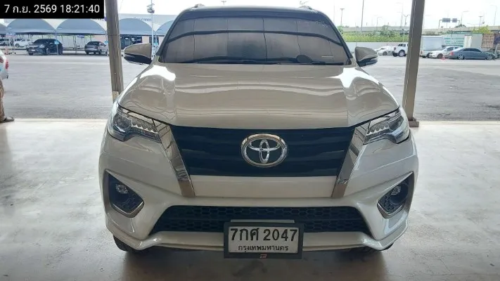 2018 Toyota Fortuner – 1