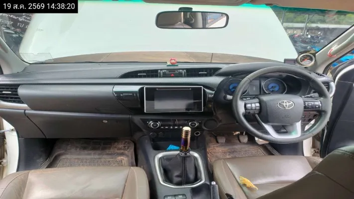 2015 Toyota Hilux Revo – 10