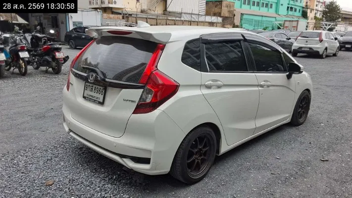 2020 Honda Jazz – 5