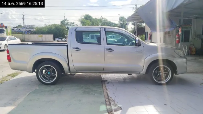 2013 Toyota Hilux Vigo – 7