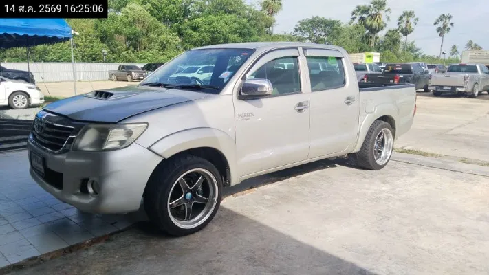 2013 Toyota Hilux Vigo – 2
