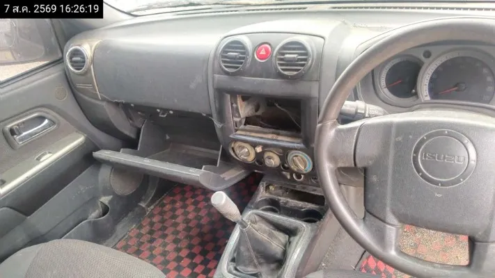2008 Isuzu D-Max – 9