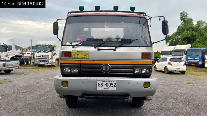 1994 Nissan รถบรรทุก – 1