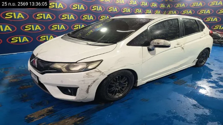2015 Honda Jazz – 2