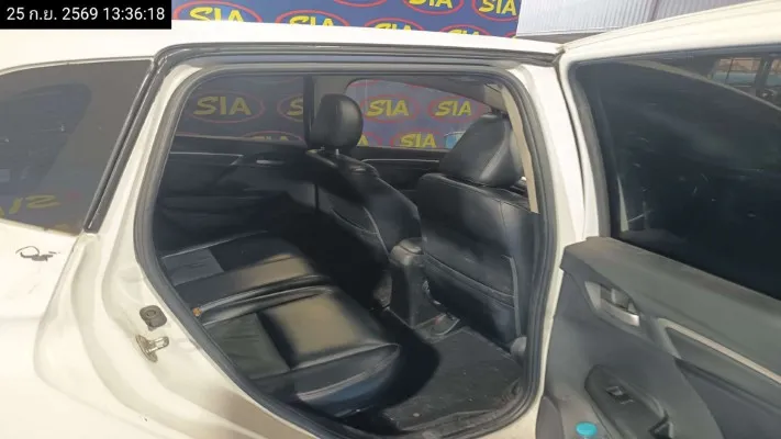 2015 Honda Jazz – 11
