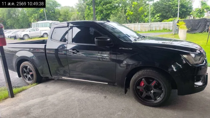 2020 Isuzu D-Max – 8