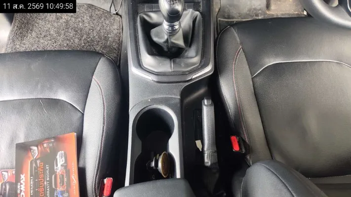 2020 Isuzu D-Max – 11