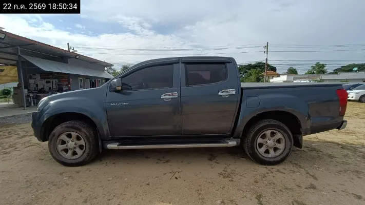 2017 Isuzu D-Max – 7