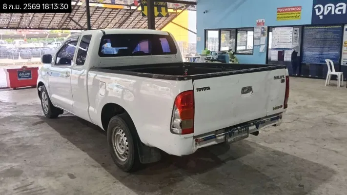 2009 Toyota Hilux Vigo – 8