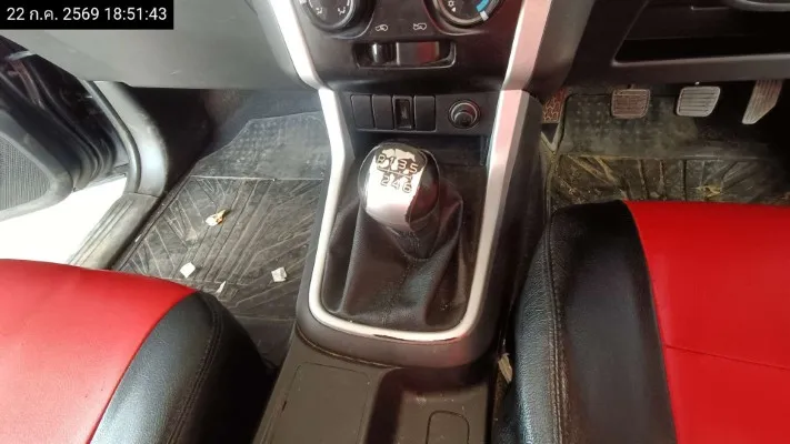 2017 Isuzu D-Max – 9