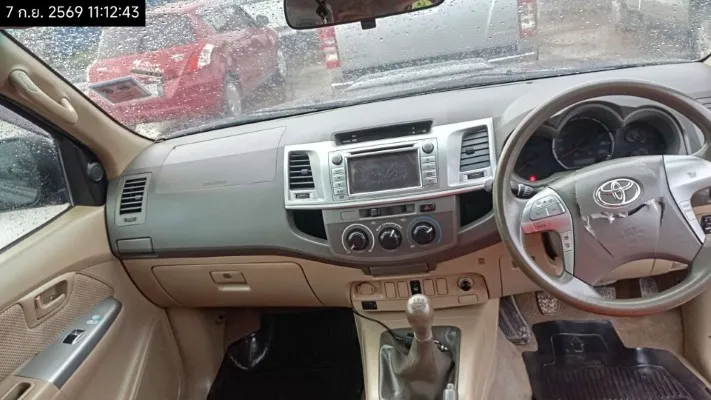 2012 Toyota Hilux Vigo – 7