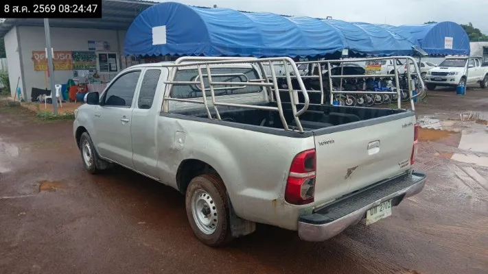 2011 Toyota Hilux Vigo – 6