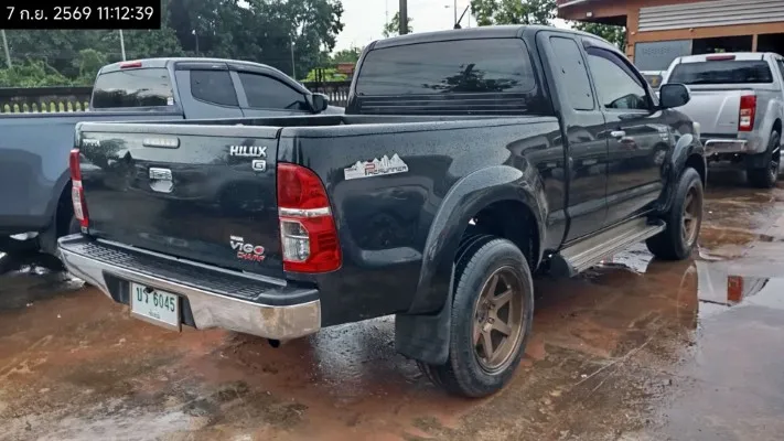 2012 Toyota Hilux Vigo – 5