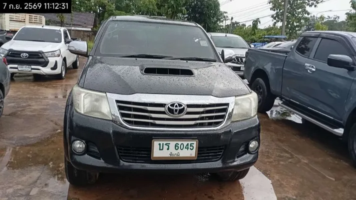 2012 Toyota Hilux Vigo – 1