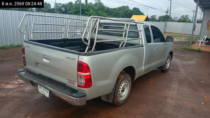 2011 Toyota Hilux Vigo – 5