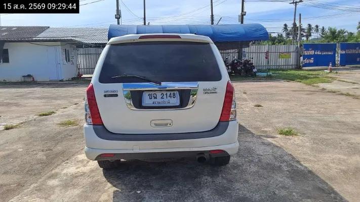 2009 Isuzu MU-7 – 4