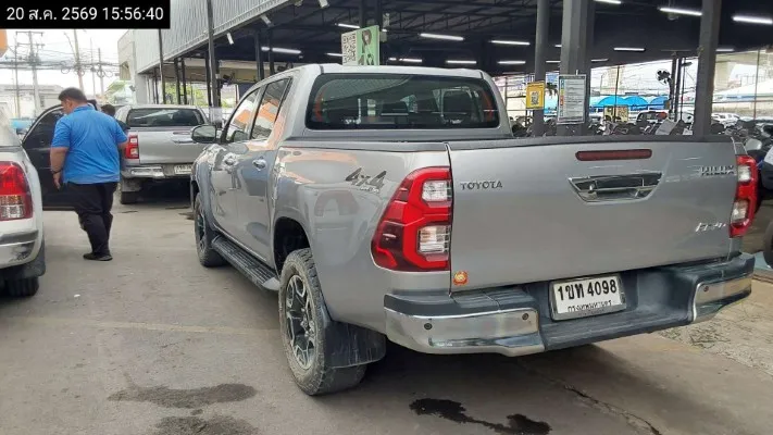 2020 Toyota Hilux Revo – 6