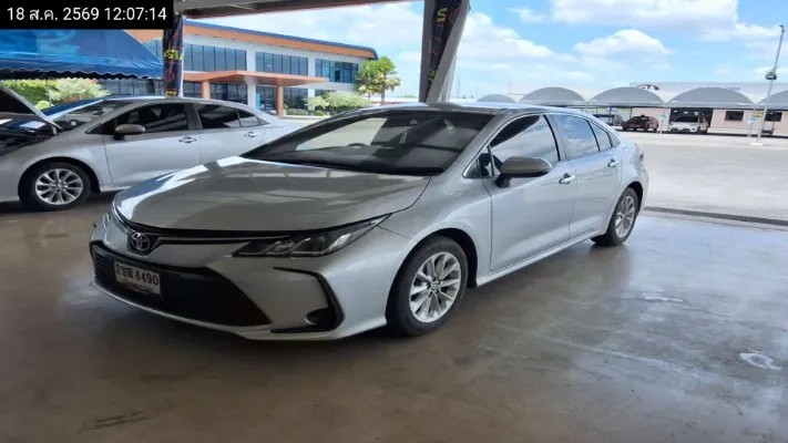2022 Toyota Corolla Altis – 2